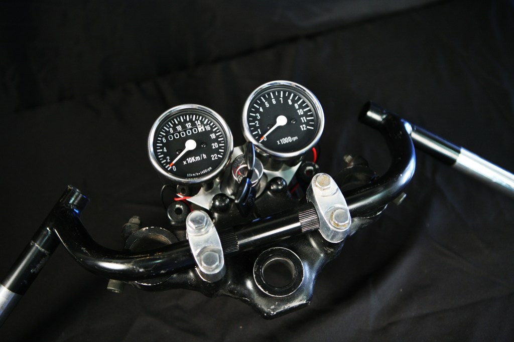 Dual Mini Gauge Bracket Ripple Rock Racers