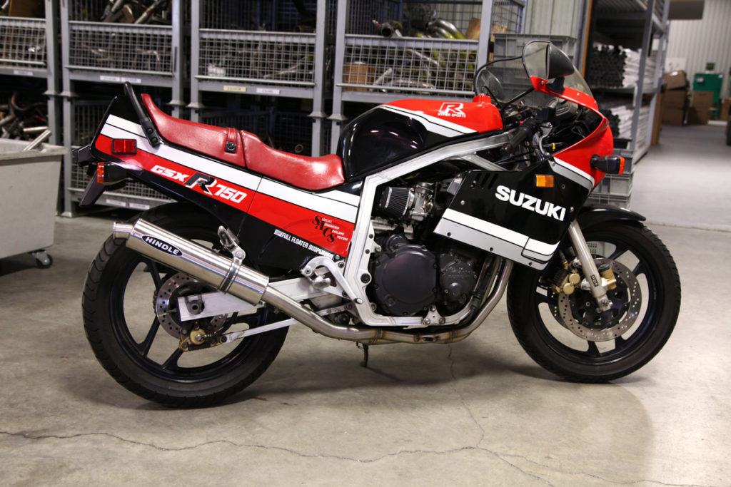 Suzuki GSXR 750 RRR/Hindle Stainless Steel Exhaust Systems to fit 1985